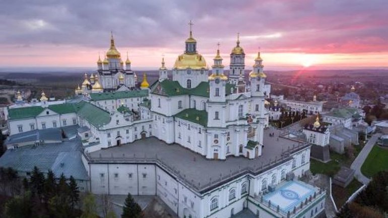 В Почаеве горсовет и УПЦ МП оспаривают передачу государству монастыря - фото 1