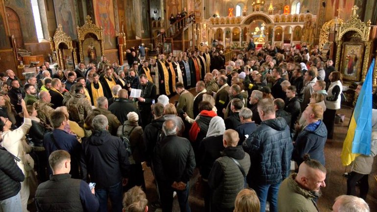 Спільна молитва в Свято-Михайлівському соборі 17 жовтня 2024 року. - фото 1