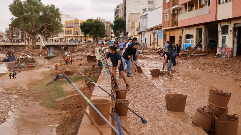 The Head of the UGCC conveyed condolences over floods in Spain - фото 1