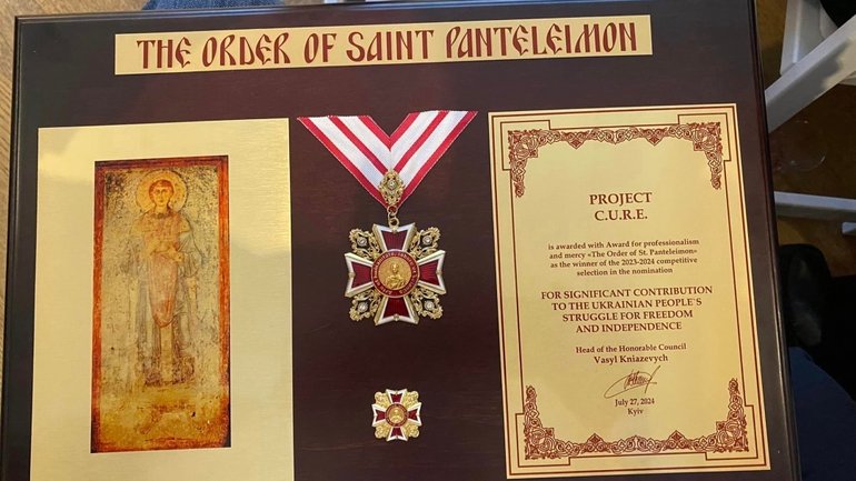 U.S. surgeon and non-profit receive the Order of St. Panteleimon for helping Ukraine - фото 1