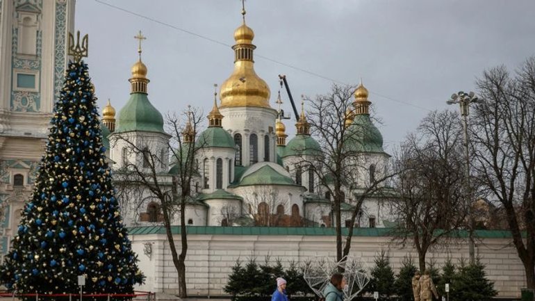 У Києві Різдво та новорічні свята відбудуться без масових зібрань і ярмарків - фото 1