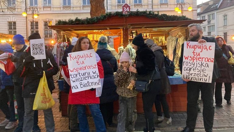 Білоруських монашок, які підтримують війну РФ проти України, вигнали з ярмарку у Польщі - фото 1