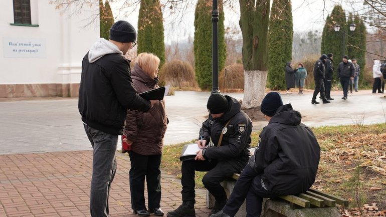 Представники УПЦ МП вдруге не пустили нових управителів до собору у Каневі - фото 1