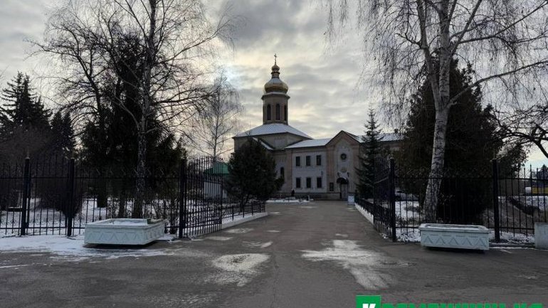 Релігійна громада ПЦУ Кременчука судиться з митрополитом УПЦ МП за Свято-Троїцький храм - фото 1