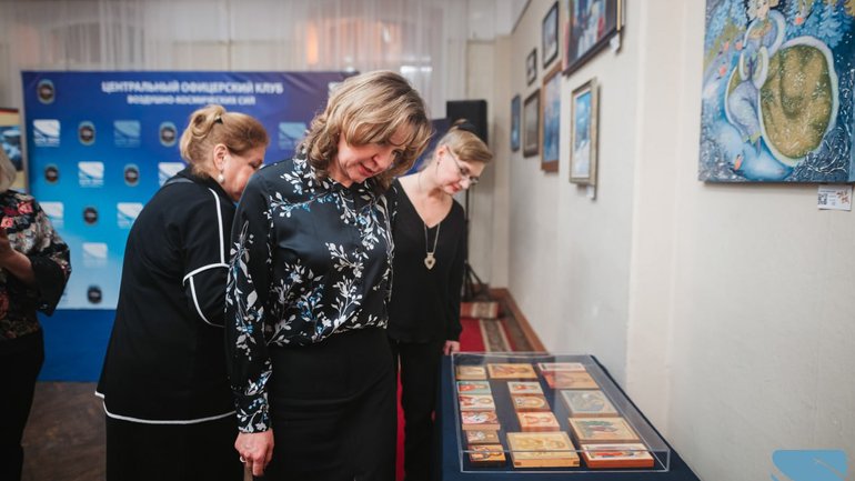 У Москві відкрили виставку ікон, з якими росіяни йшли вбивати українців - фото 1