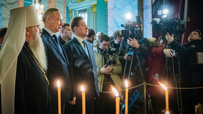 РПЦ и «Газпром» почтили Петра Первого - фото 1