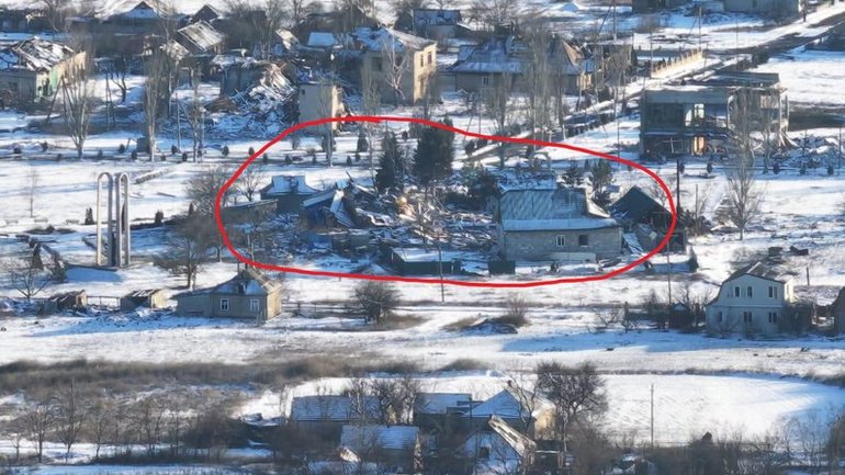 Російські війська знищили старовинну дерев'яну церкву у селі на Донеччині - фото 1