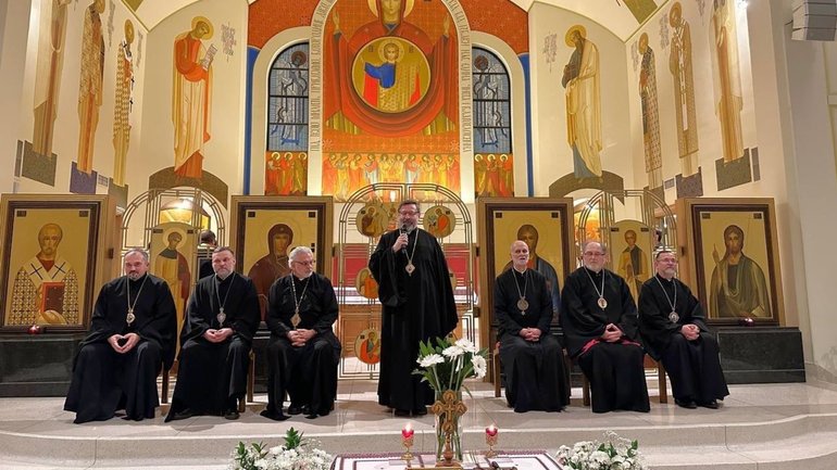 Глава УГКЦ та єпископи Постійного Синоду зустрілися з українською громадою в Оттаві - фото 1