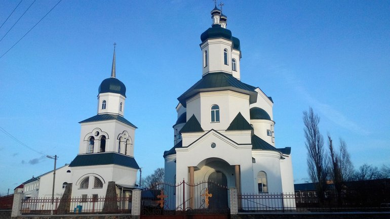 У Білій Церкві представники УПЦ МП звільнили храм святого Пантелеймона - фото 1