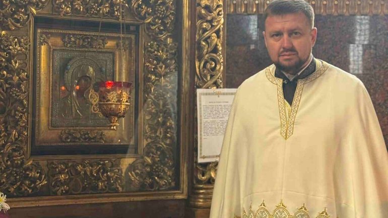 У Черкасах Свято-Михайлівському собору подарували ікону, яку встановили на місці зниклої - фото 1