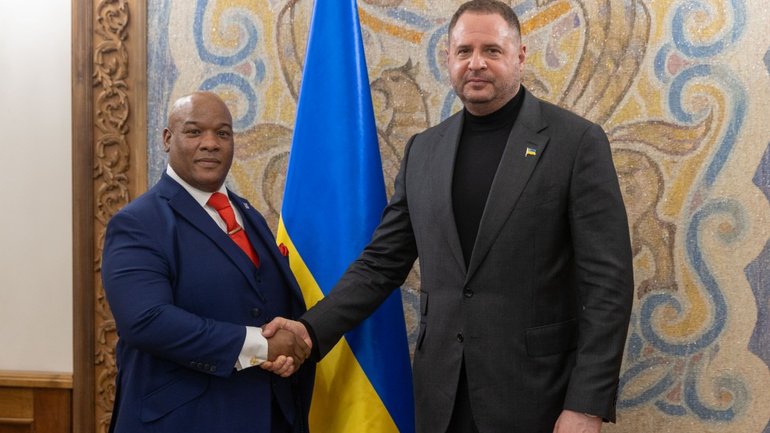Єрмак провів зустріч з американським євангельським пастором Бернсом - фото 1