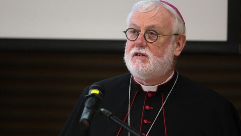 Archbishop Gallagher held a telephone conversation with Sergei Lavrov - фото 1