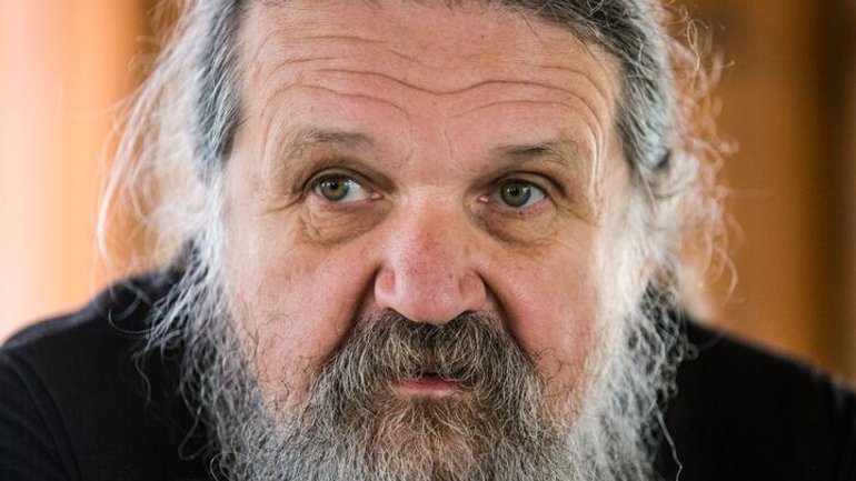 Одіозний мінський священик поскаржився на тиск на монастир, що допомагає військовим РФ - фото 1