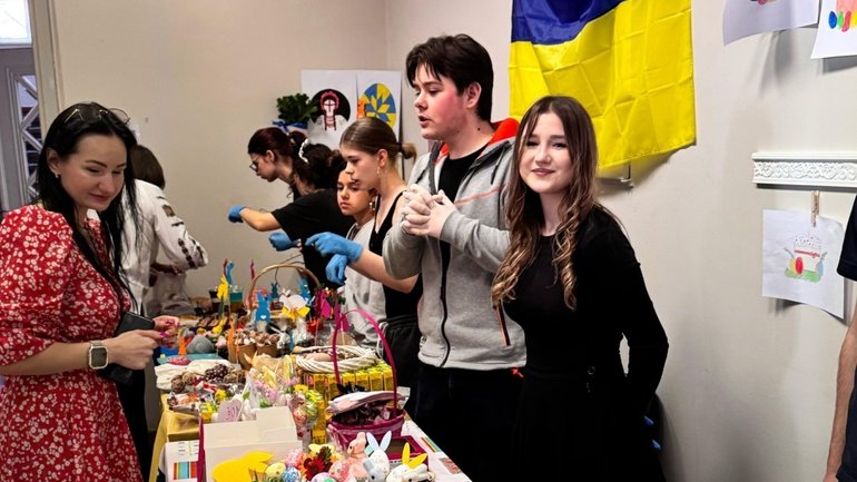 Charity Easter Fair in support of the Armed Forces of Ukraine held in Riga - фото 1