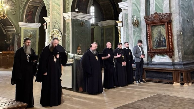 In Chernihiv, on Easter, different Christian denominations united in prayer for peace for Ukraine - фото 1