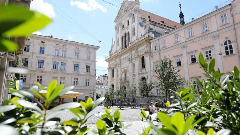 Площу біля Гарнізонного храму у Львові зроблять безбар’єрною - фото 1