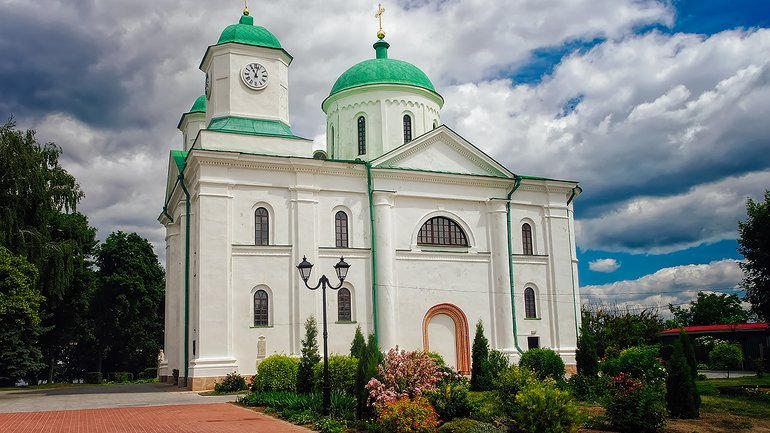ПЦУ официально получила Успенский собор в Каневе - фото 1