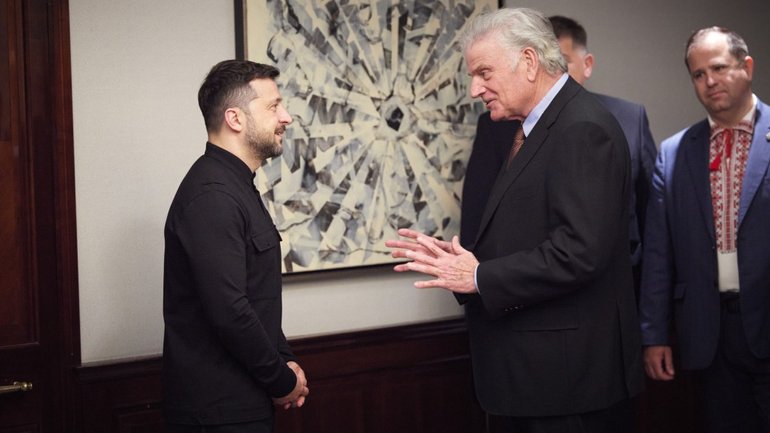 Volodymyr Zelensky met with Pastor Franklin Graham - фото 1