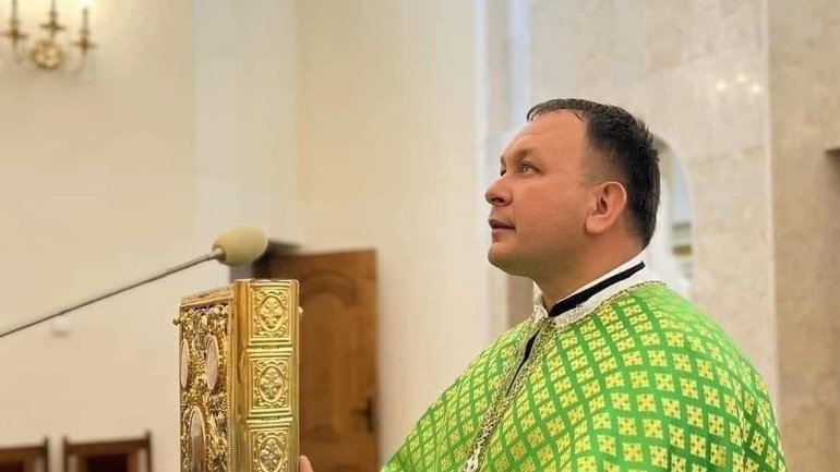 Священик з Тернопільщини знайшов глечик з монетами XIX століття - фото 1