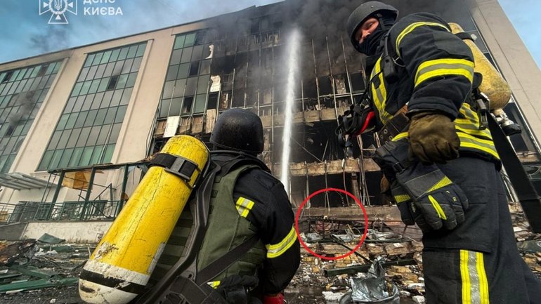 У Києві рятувальники виявили обгорілу Ханукальну менору - фото 1