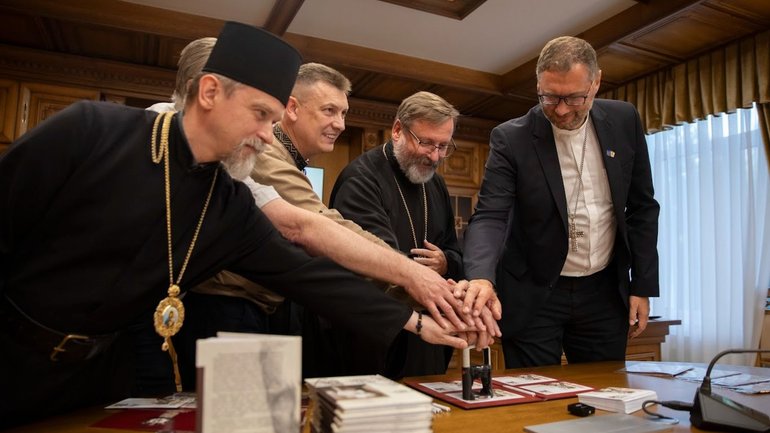 У Зарваниці відбулося погашення спеціальної поштової марки до 160-річниці народження Андрея Шептицького - фото 1