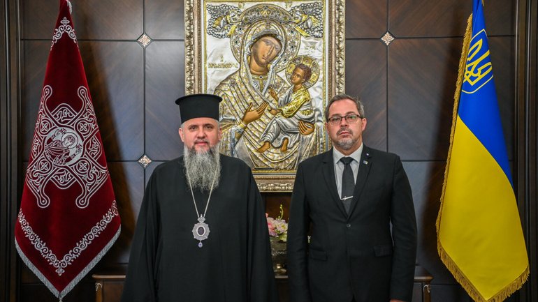 Предстоятель ПЦУ зустрівся з послом України у Ватикані - фото 1