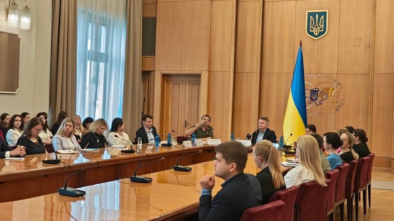 МЗС підтримує зусилля зі збереження історичної пам’яті ромської спільноти - Кислиця - фото 1