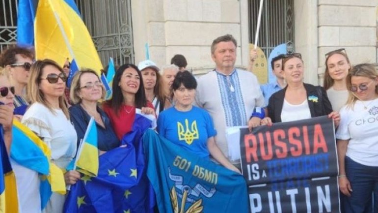 Посольство в Італії засудило публікації місцевого ЗМІ щодо лідера Християнського товариства українців - фото 1