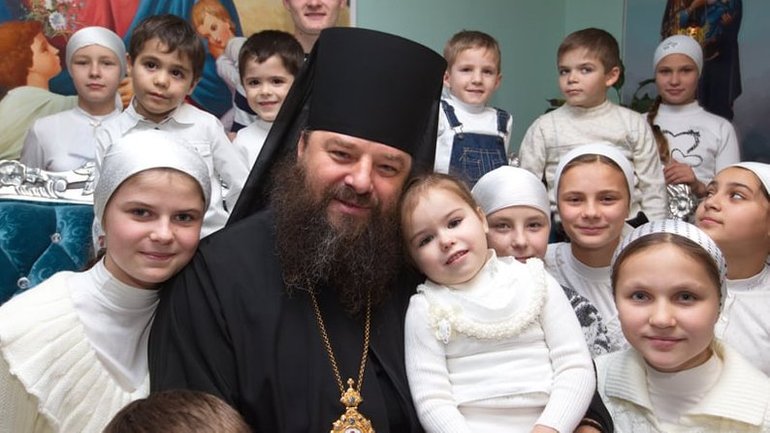 Митрополит УПЦ МП Лонгин на суді вимагав перекладача. Засідання перенесли - фото 1
