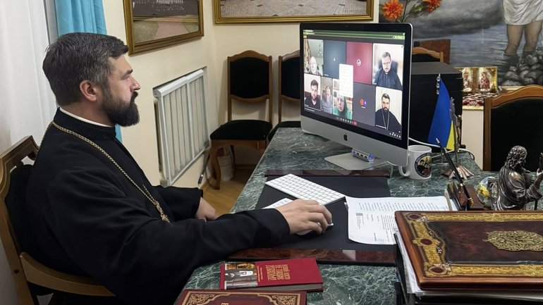 Міносвіти пообіцяло зберегти у школах предмети духовно-морального спрямування - фото 1