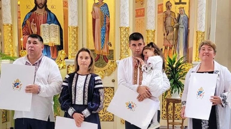 Освітяни та аграрії Тернопільщини отримали відзнаки від Папи Римського - фото 1