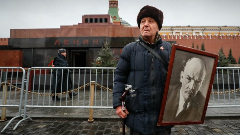 РПЦ ніколи не виступала з вимогою винести Леніна з мавзолею - фото 1