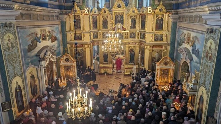 У Кременці відреставрували ікону Різдва Пресвятої Богородиці XVIII століття - фото 1