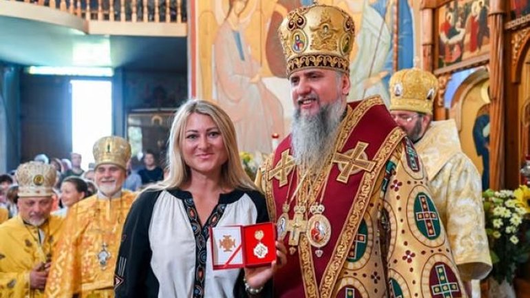 Речницю ДСНС Одещини нагородили медаллю "Хрест Свободи" від ПЦУ - фото 1
