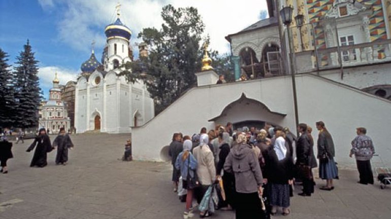 Russia paid priests in Moldova to influence voters – Reuters - фото 1
