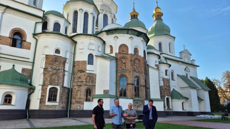 У Софії Київській успішно завершили проект з порятунку стін - фото 1