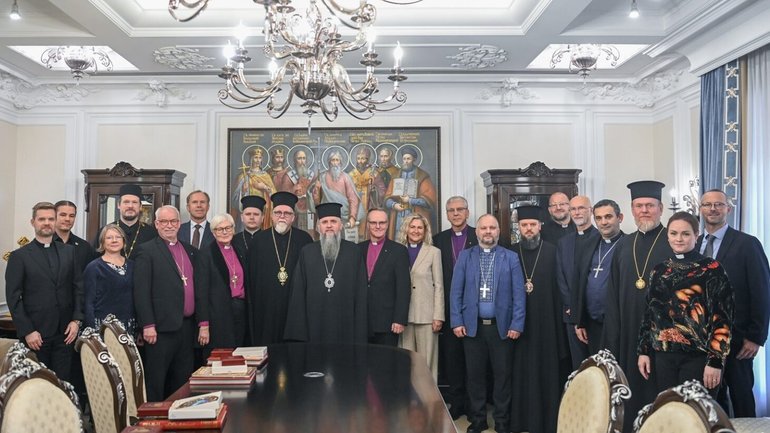 Предстоятель ПЦУ зустрівся з делегацією Церков Нордичних країн - фото 1