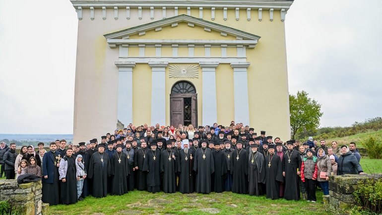 У храмі Хотинської фортеці вперше пролунала молитва українською мовою - фото 1