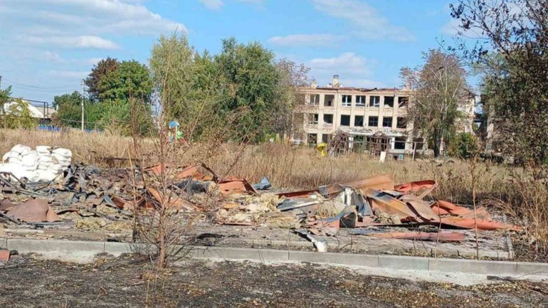 Російські агресори знищили храм ПЦУ в Покровську - фото 1