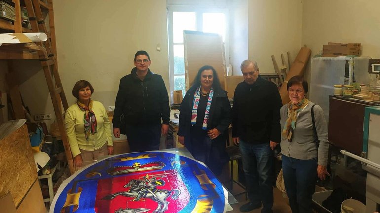 Василіанський храм у Вільнюсі поповнюється серією унікальних вітражів - фото 1