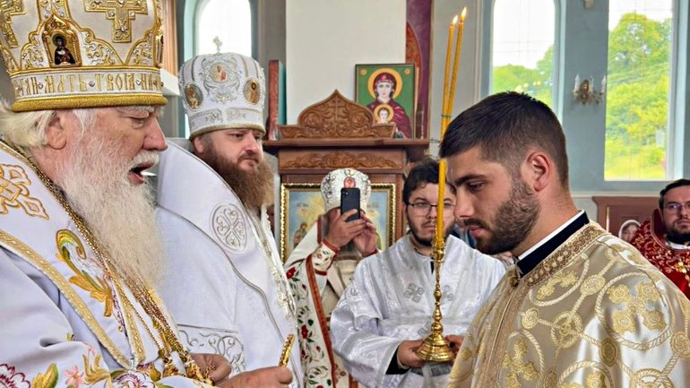 Священик УПЦ МП у Бухаресті закликав до повернення румунських громад України під юрисдикцію РумПЦ - фото 1