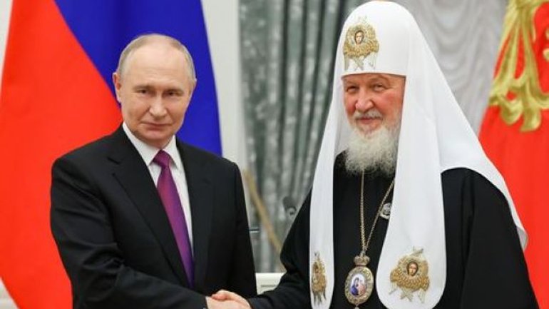 Путін вручив Кирилу премію за зміцнення єдності російської нації - фото 1