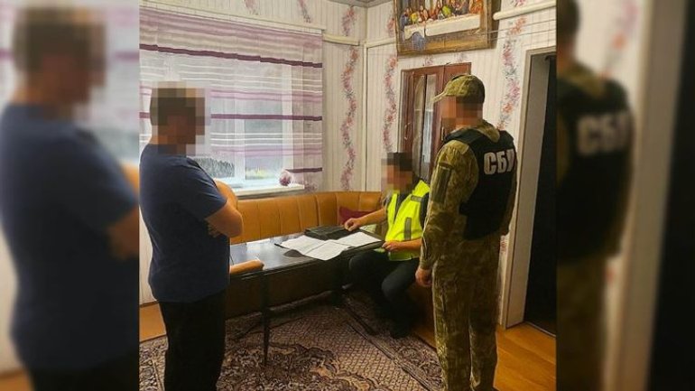 Чоловіку, який закликав заборонити паломництво хасидів до України, повідомили про підозру - фото 1