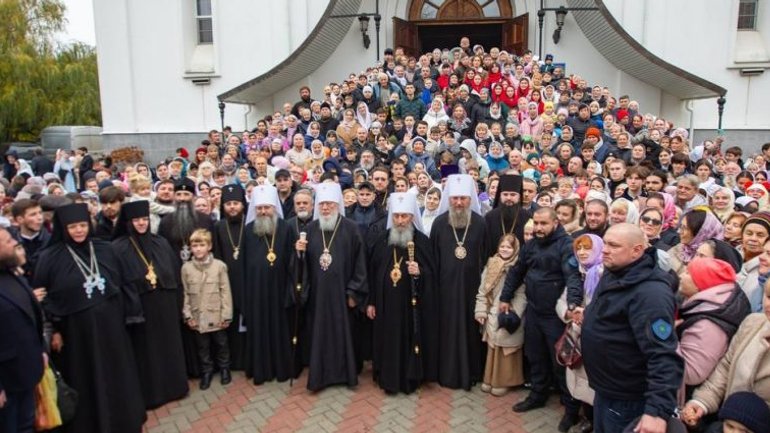 Предстоятель УПЦ МП очолив урочисті богослужіння в Успенському монастирі Одеси - фото 1