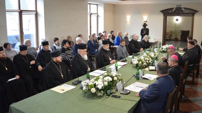 Роль Церкви у відбудові України: У Шаргороді відбувся Молитовний сніданок - фото 1