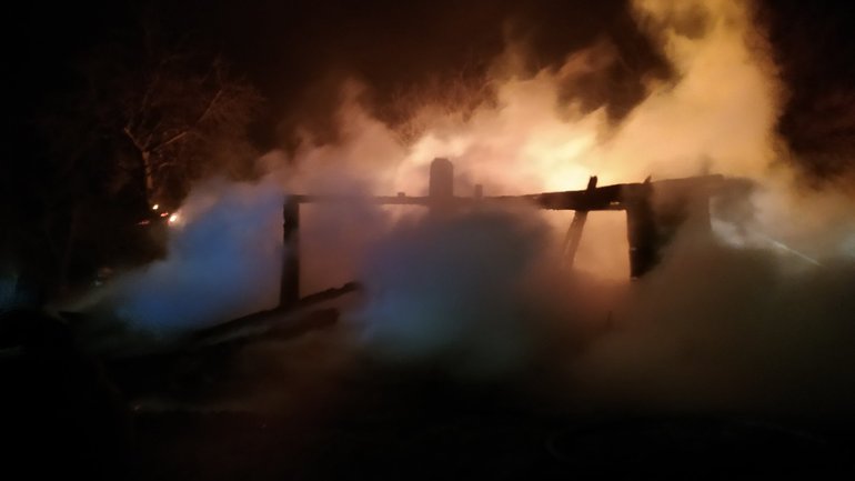 На Волині згорів будинок, де молилися віряни УПЦ МП - фото 1