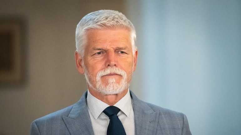 Після зустрічі з Папою Президент Чехії відреагував на блокування правлячою коаліцією передачі Україні винищувачів - фото 1