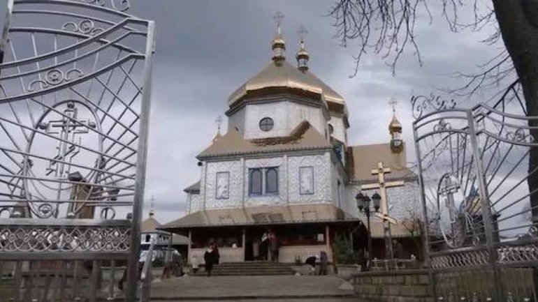 У Космачі прихильників старого календаря підтримали монахи з села Баня-Березів - фото 1