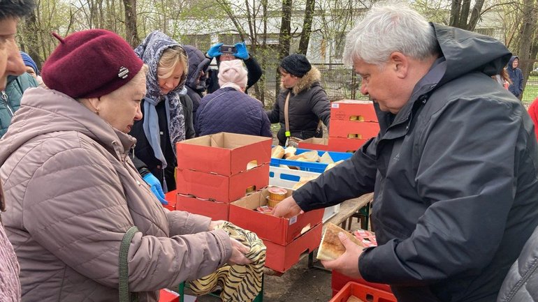 Кардинал Краєвський свою нагороду від України присвятив благодійникам - фото 1