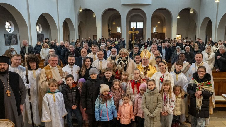 Парафія УГКЦ в Аугсбурзі відзначила 80-ліття з дня заснування - фото 1